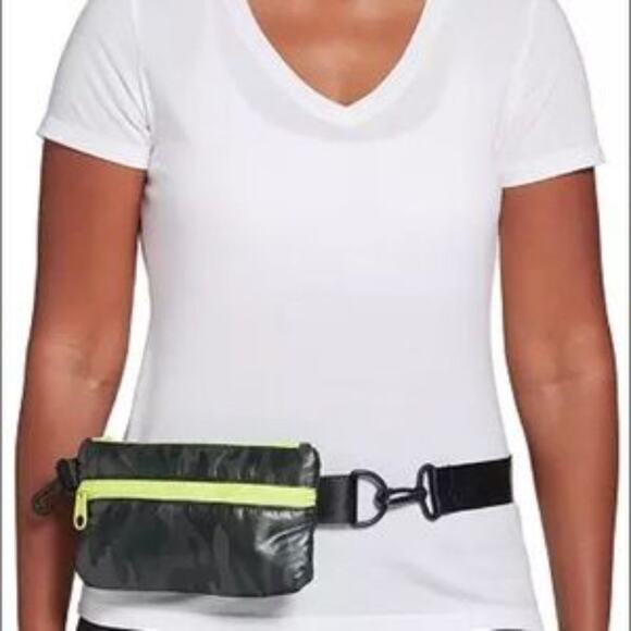 DSG Women's Camo Print Waist Pack with Neon Zippers – NWOT - Picture 1 of 5